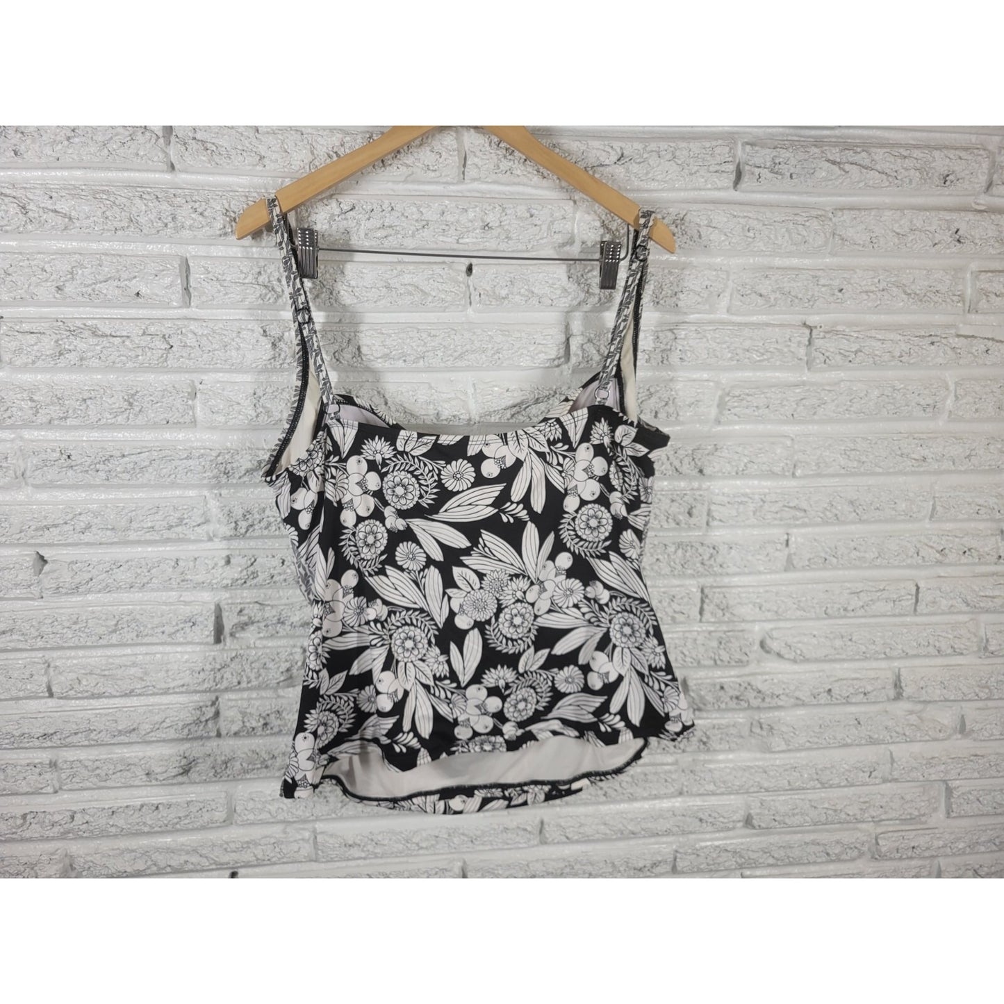 Coldwater Creek Womens Swim Top 20W Plus Adjustable Spaghetti Bra Black Floral