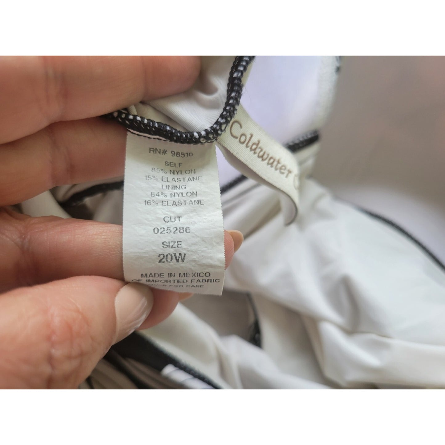 Coldwater Creek Womens Swim Top 20W Plus Adjustable Spaghetti Bra Black Floral