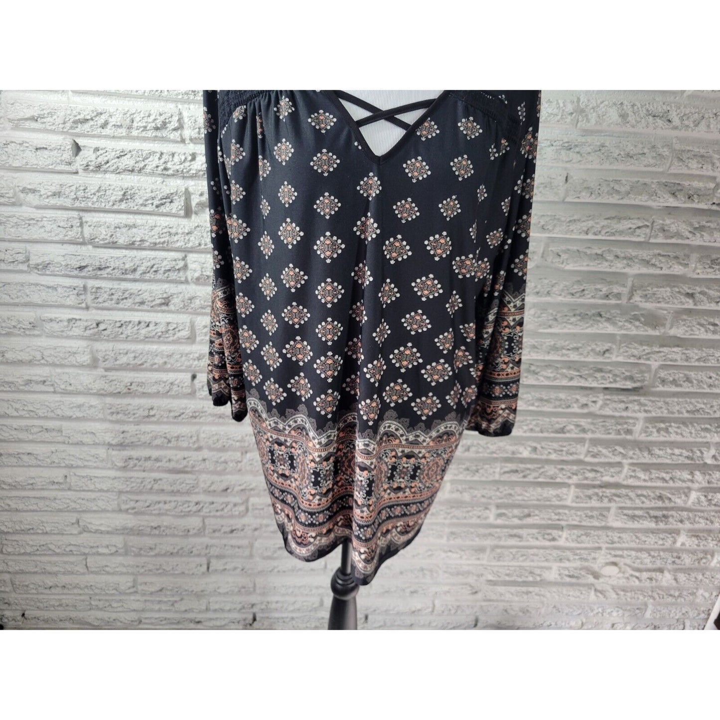 Carol Rose Womens Top 2X Plus Tunic 3/4 Sleeve Black Geometric Crochet Trim