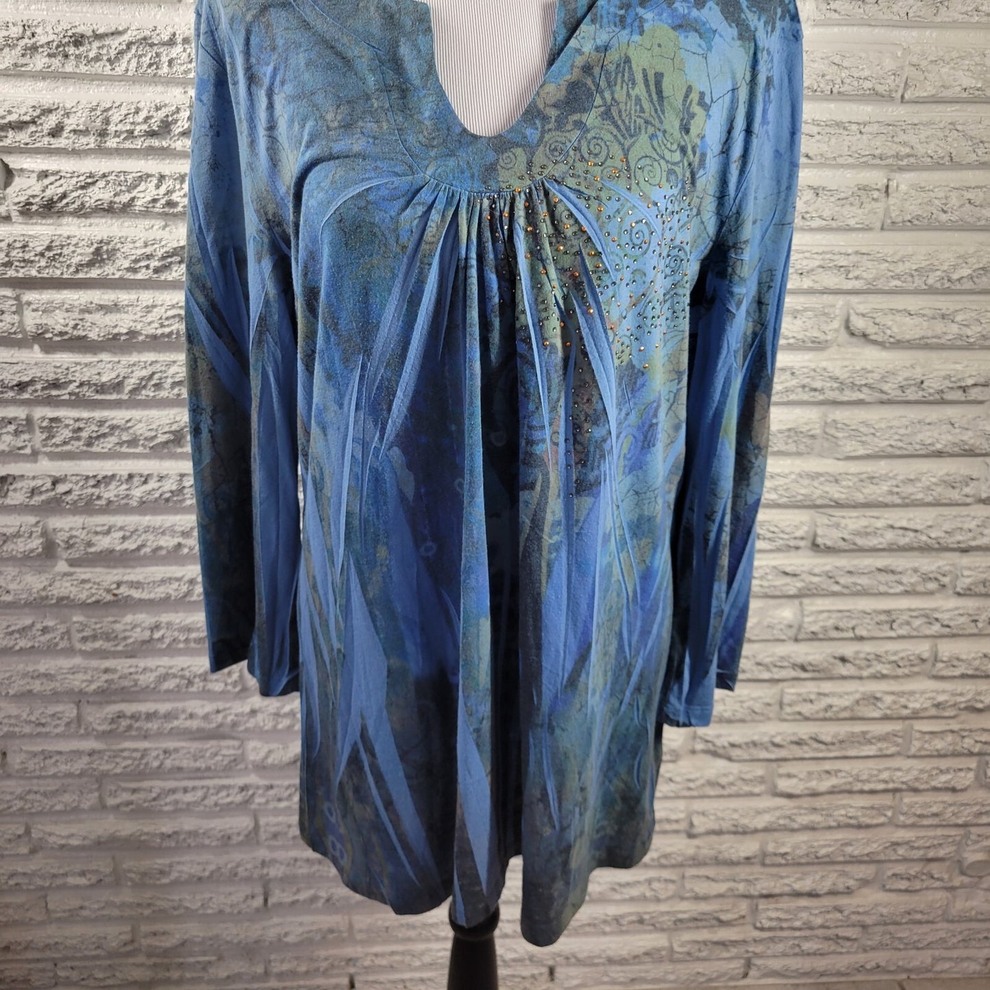 Westbound Women's XL Blue Geometric Pleated Studded V-Neck Long Sleeve Tunic Top