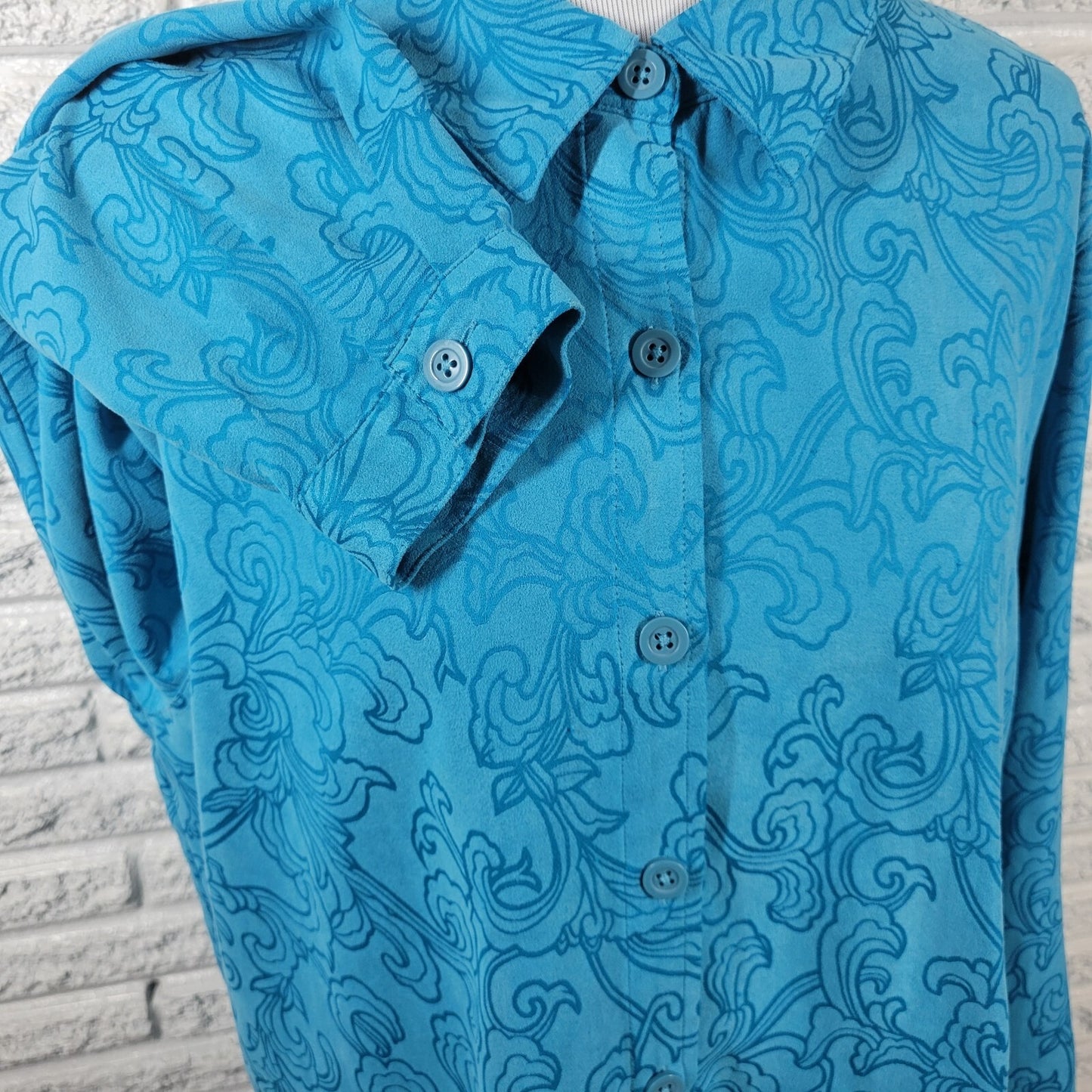 Studio Works Women's XL Blue Geometric Collared Button Up Top Long Sleeve