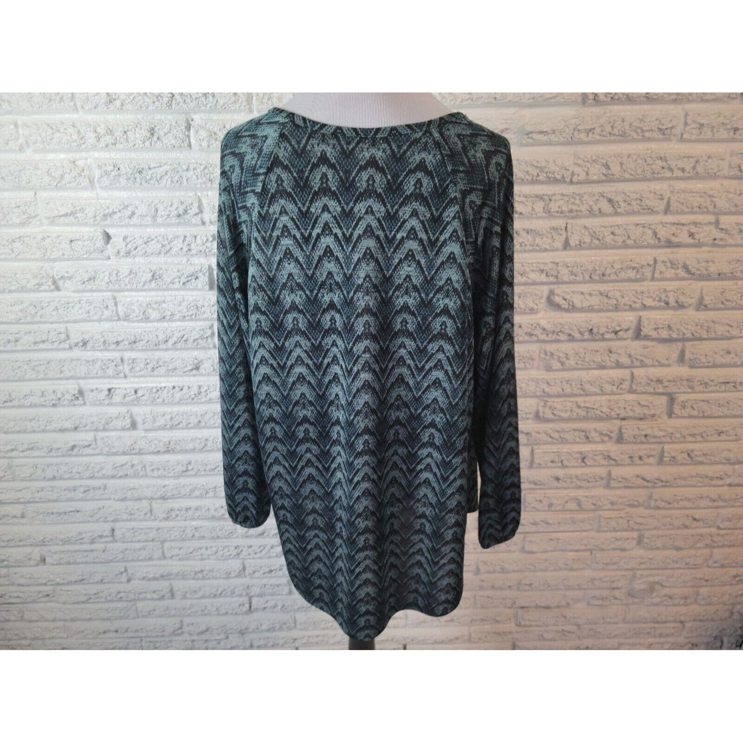 Faded Glory Womens Top 2X Plus Tunic Knit Zig Zag Blue Geometric Keyhole Office