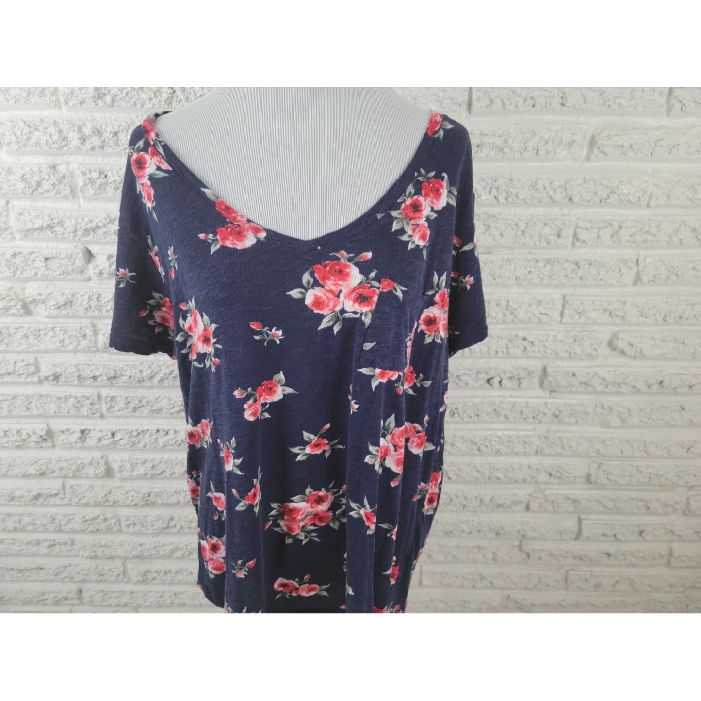 Torrid Womens Shirt 2 2X Plus Tee Cap Sleeve Floral Semi Sheer Asymmetric