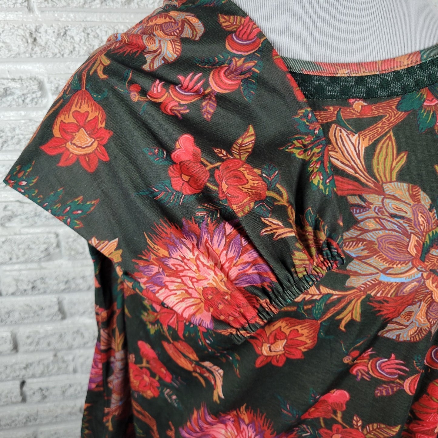 Cato Womens Top Extra Large Long Sleeve Green Red Floral Mesh Neckline Casual