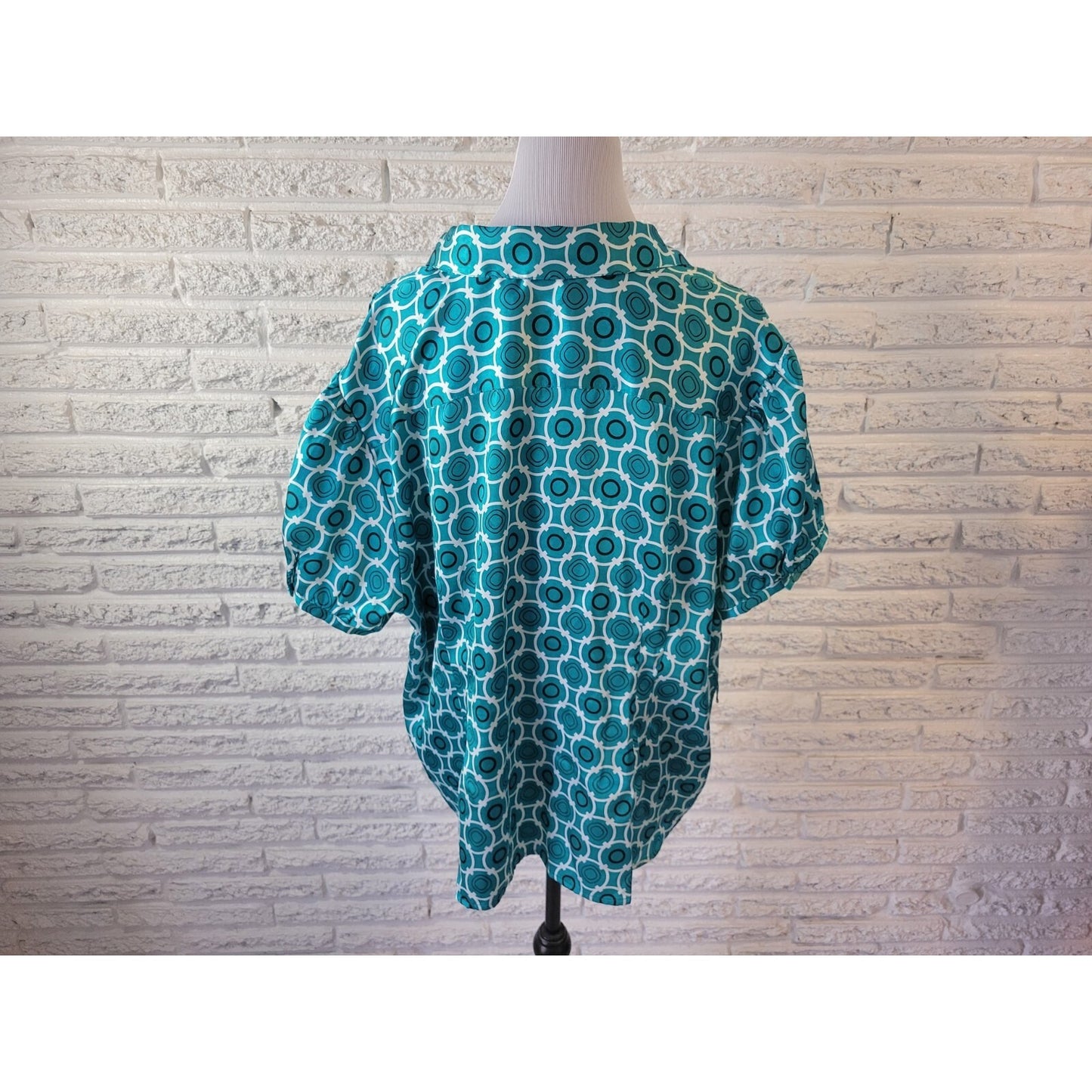 Cato Plus Size 22W/24W Blue Geometric Print Blouse Collared Cap Sleeve GEO334E
