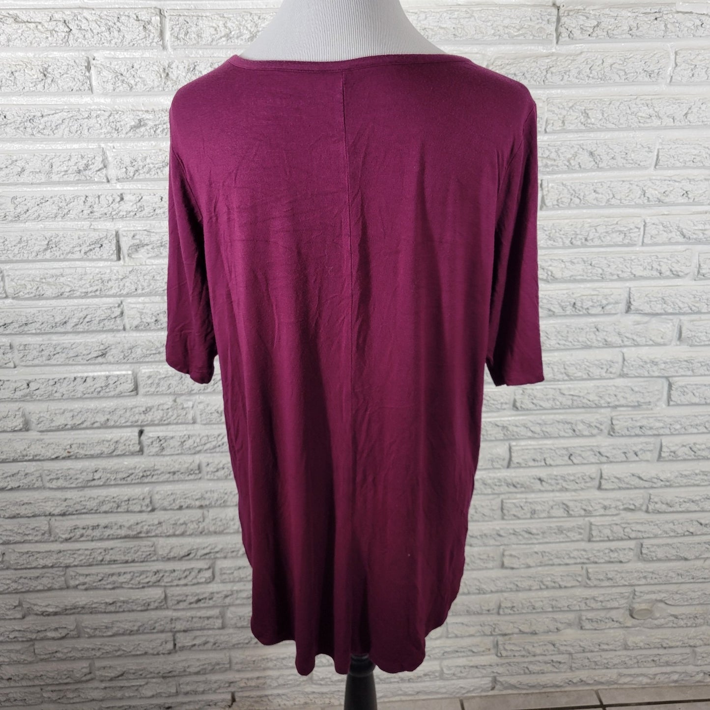 Torrid Super Soft Knits Womens Top 2 2X Plus Tee Tunic Purple Poly Blend Comfy
