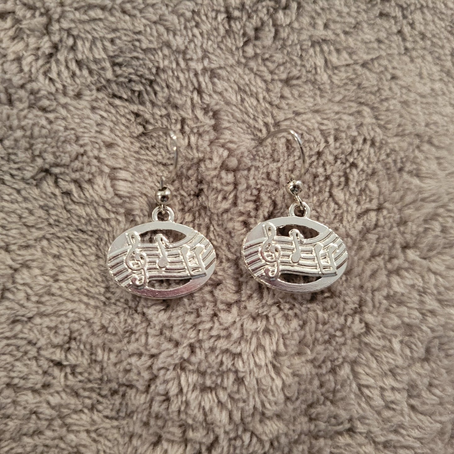 Music Staff Womens Earrings One Pair Silver Tone Alloy Band Orchestra Hanging