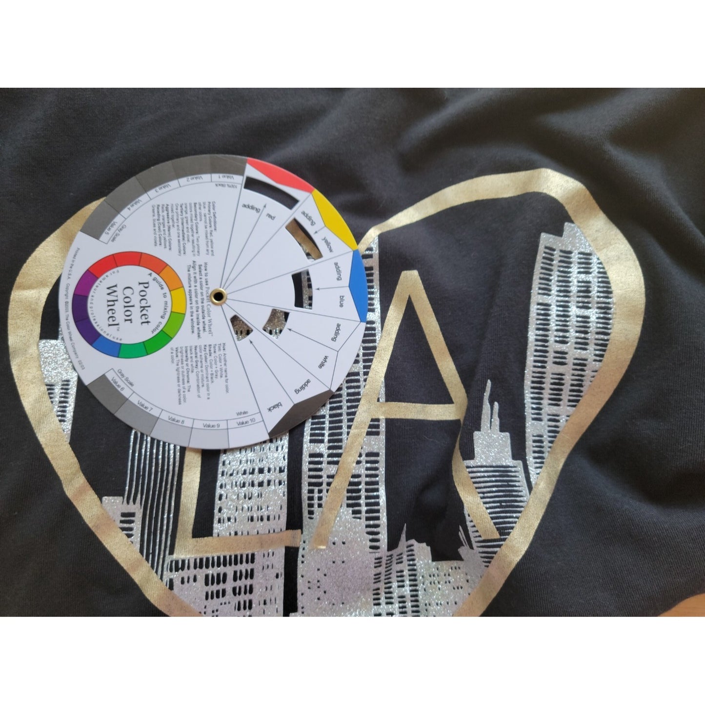 Avenue Womens Top 26 28 Plus Tee Tunic Los Angeles Cityscape 3/4 Sleeve Metallic