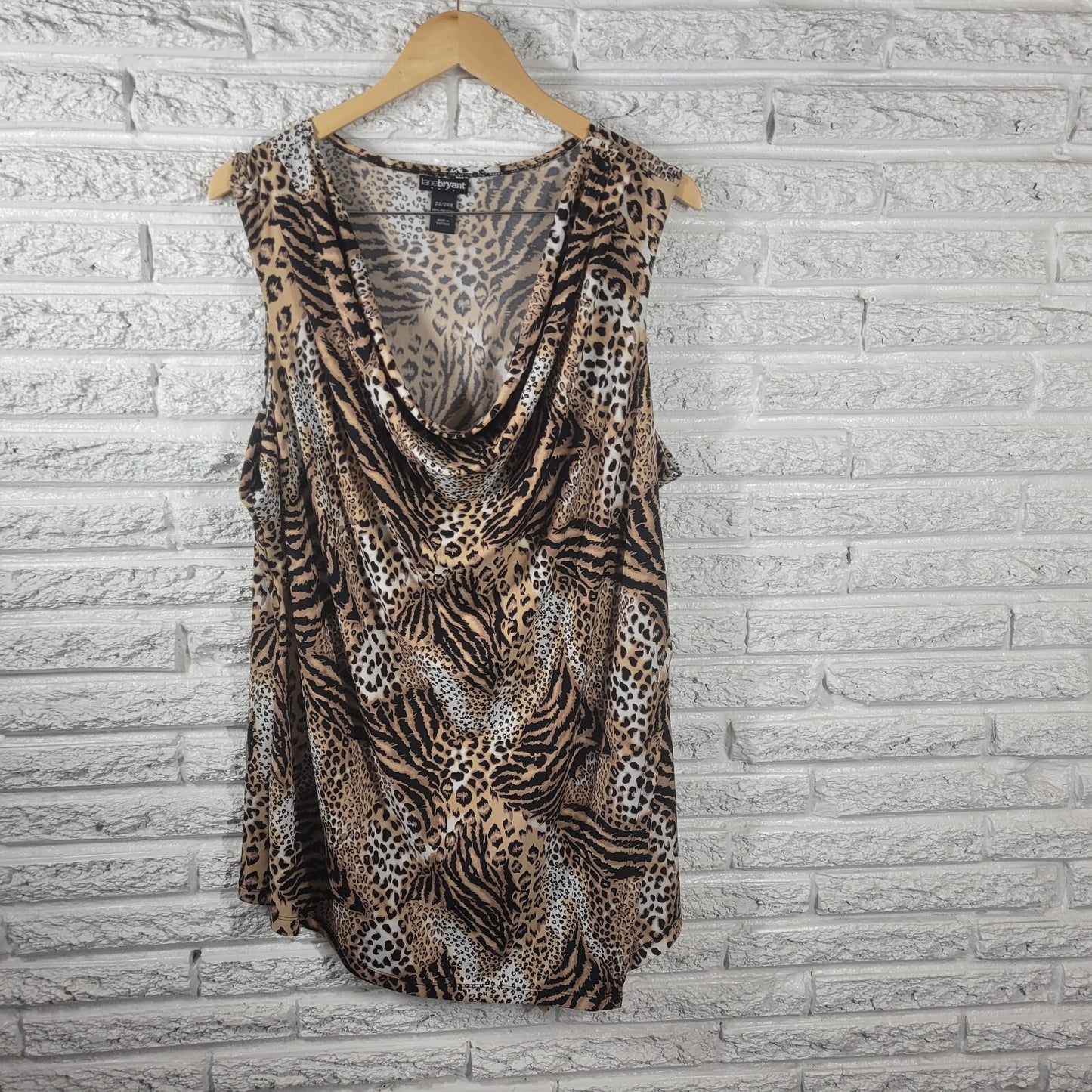 Lane Bryant Women Top 22W 24W Plus Tunic Sleeveless Lightweight Tan Animal Print