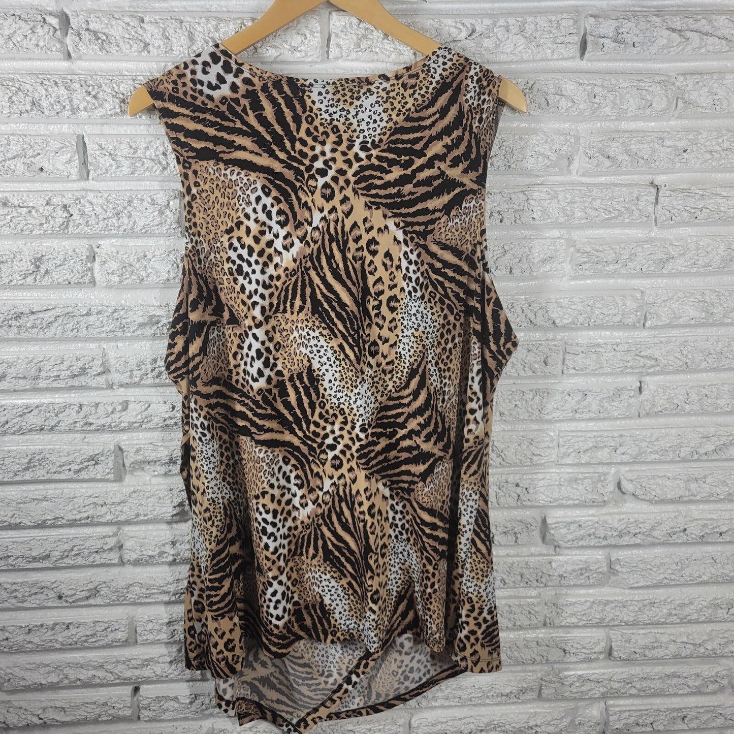Lane Bryant Women Top 22W 24W Plus Tunic Sleeveless Lightweight Tan Animal Print
