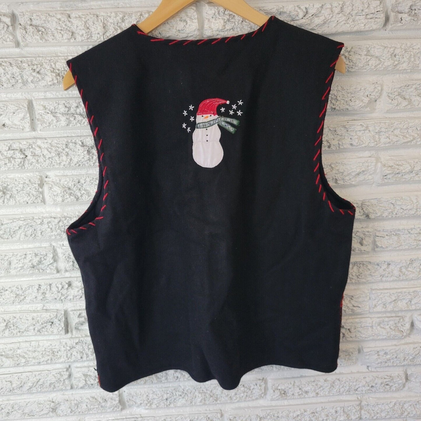 Christmas Life Style Womens Vest XL Black Red Wool Cotton Embroidered Snowman