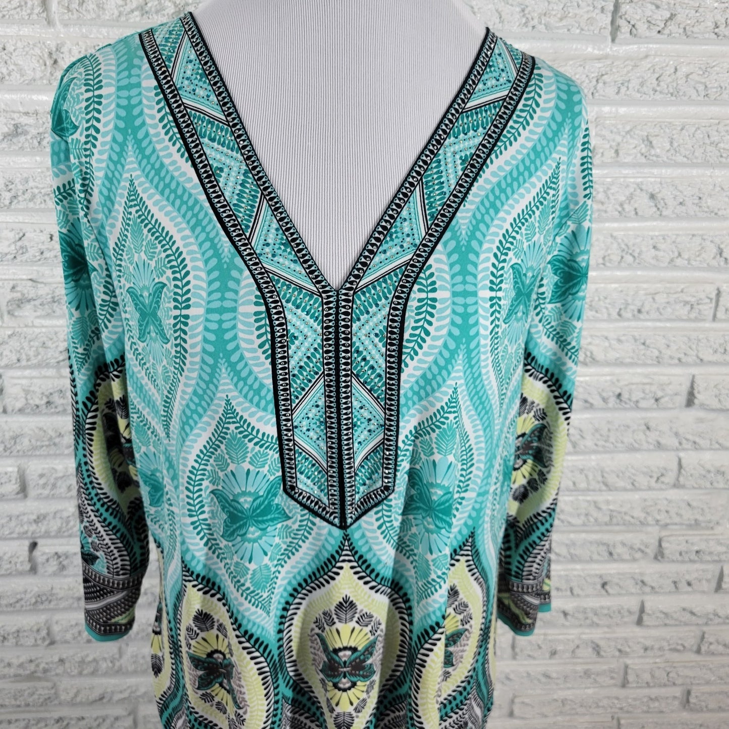 JM Collection Women's XL Blue Black Geometric Rhinestone Tunic Top V-Neck