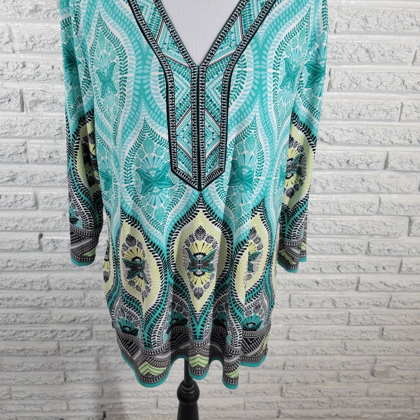 JM Collection Women's XL Blue Black Geometric Rhinestone Tunic Top V-Neck