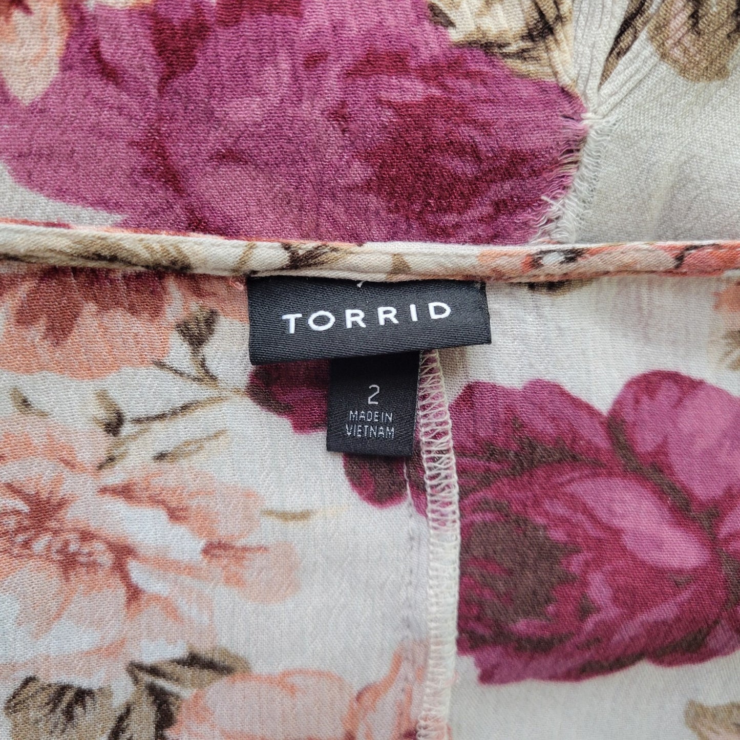 Torrid Womens Top 2 2X Plus Long Sleeve Purple Floral Rayon Lightweight Crinkle