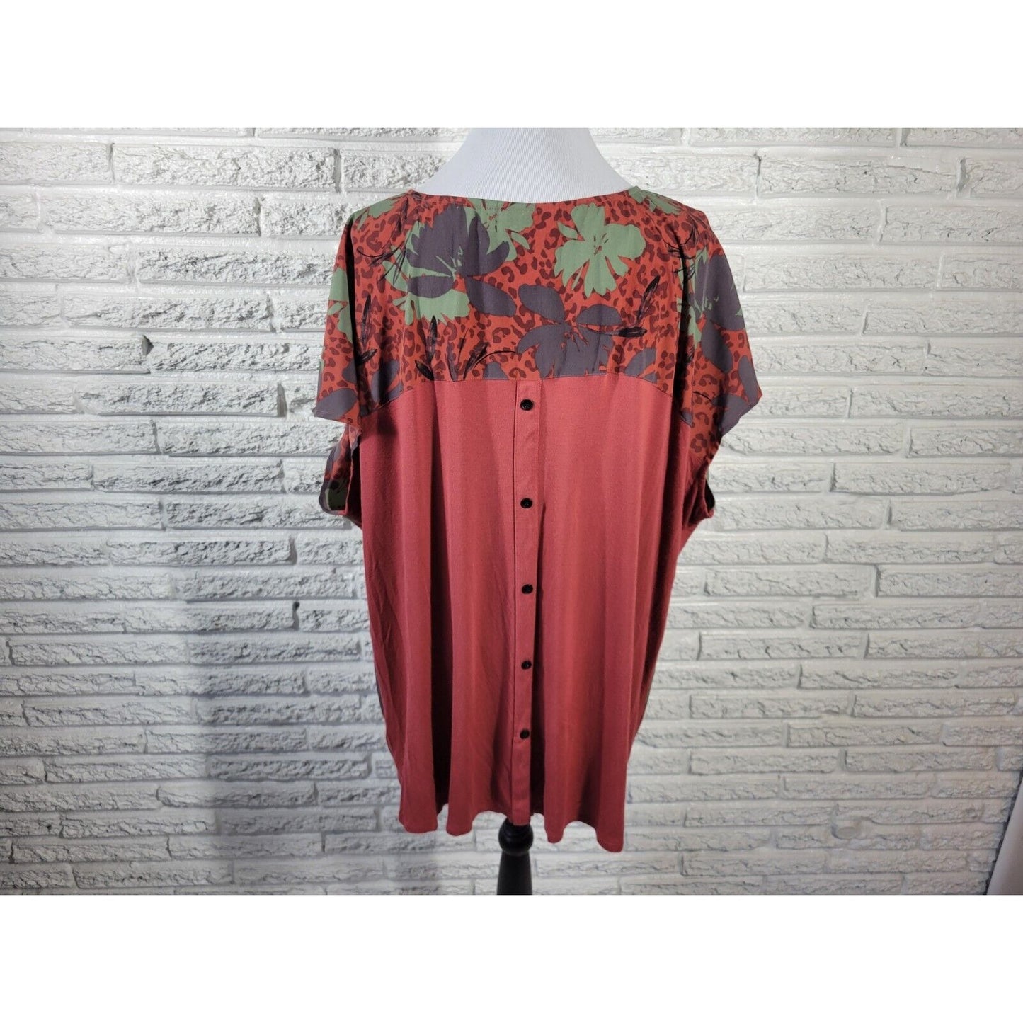 Evri Womens Top 2X Plus Sleeveless Brown Floral Pullover Polyester Casual Comfy