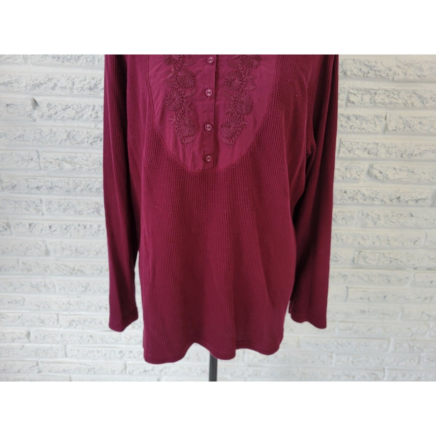 Dress Barn Womens Sweater 22 24 Plus Henley Button Burgundy Waffle Knit Ribbed