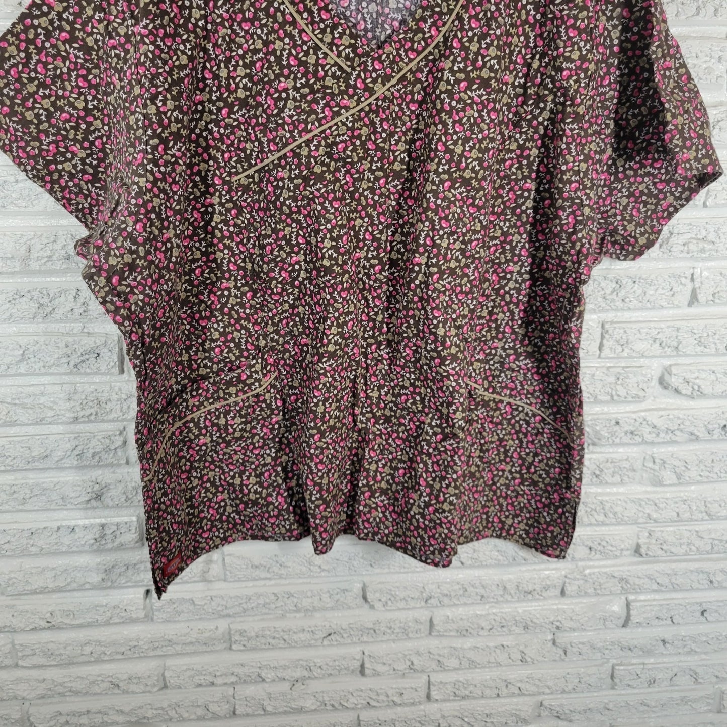 Dickies Unisex Scrub Top 4XL Plus Brown Floral Cotton Hearts Rosebuds Pockets