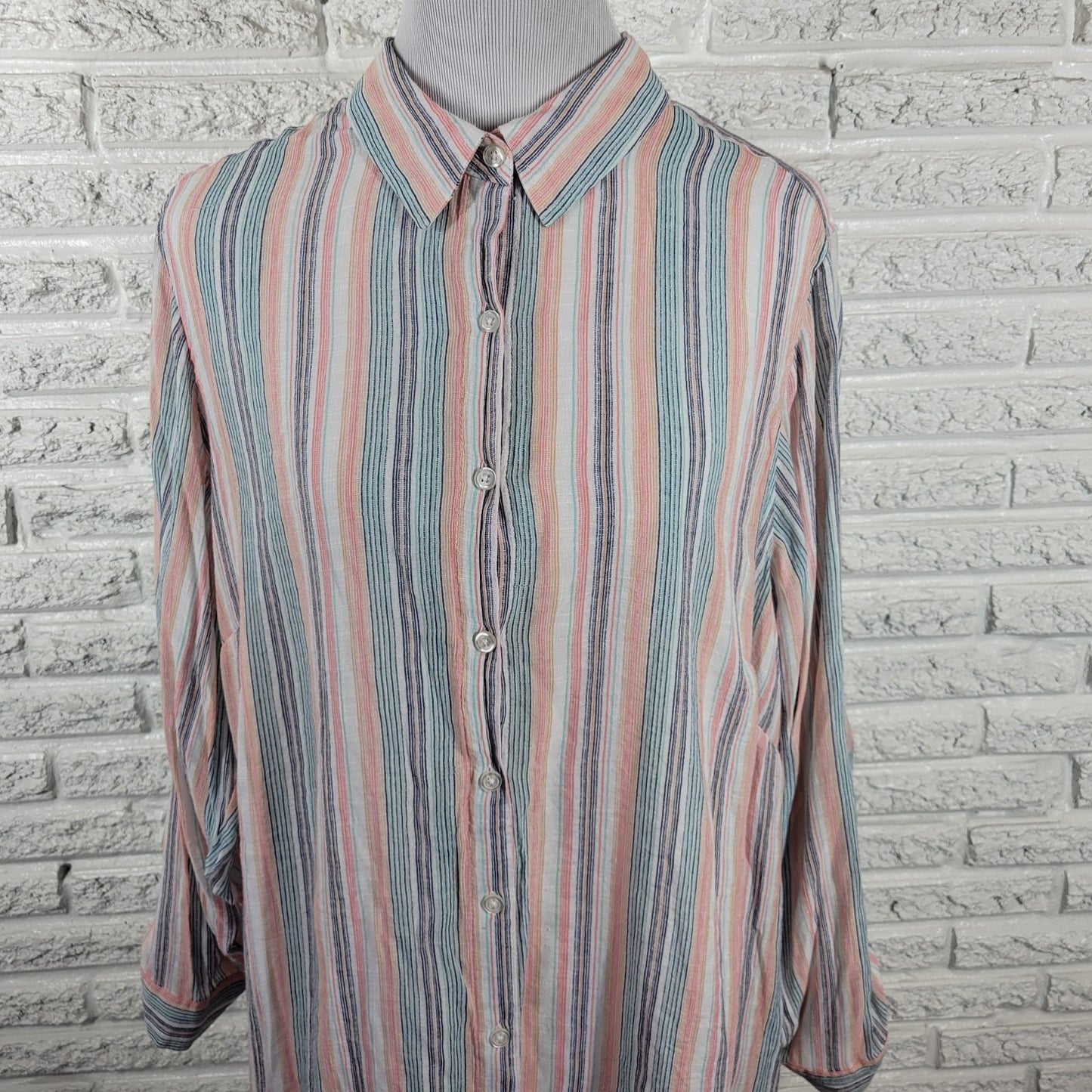 Zac Rachel Womens Top 2X Plus Roll Tab Sleeve Stripe Pink Blue Pastel Button Up