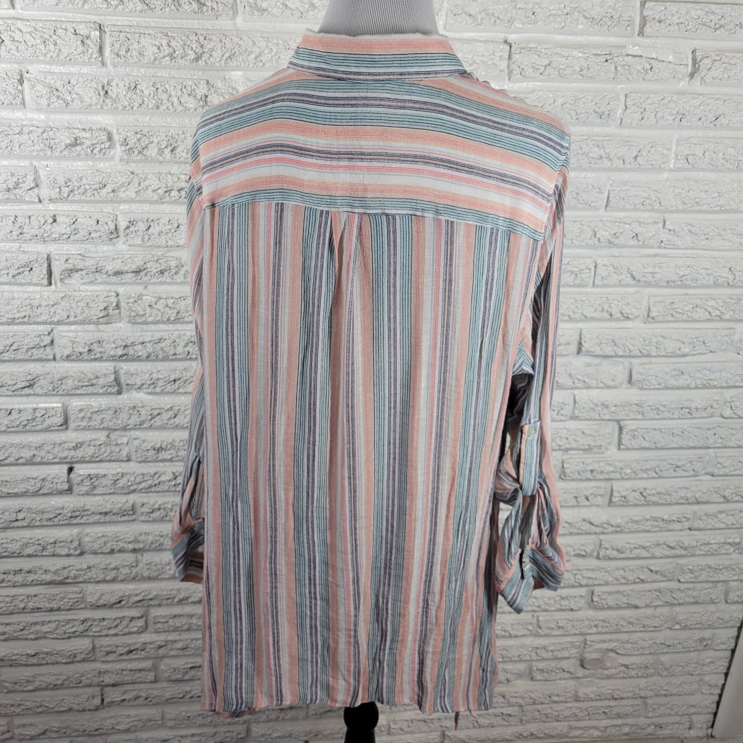 Zac Rachel Womens Top 2X Plus Roll Tab Sleeve Stripe Pink Blue Pastel Button Up