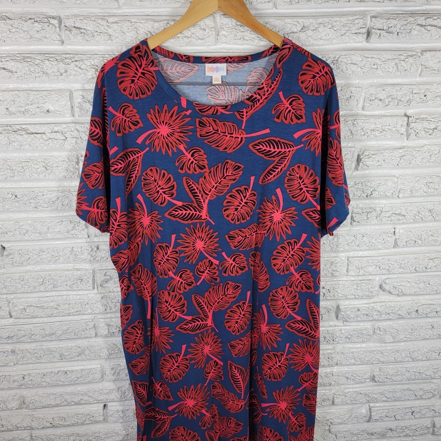 LuLaRoe 3XL Dress Blue Floral Plus Size Knee Length Short Sleeve Stretch Travel