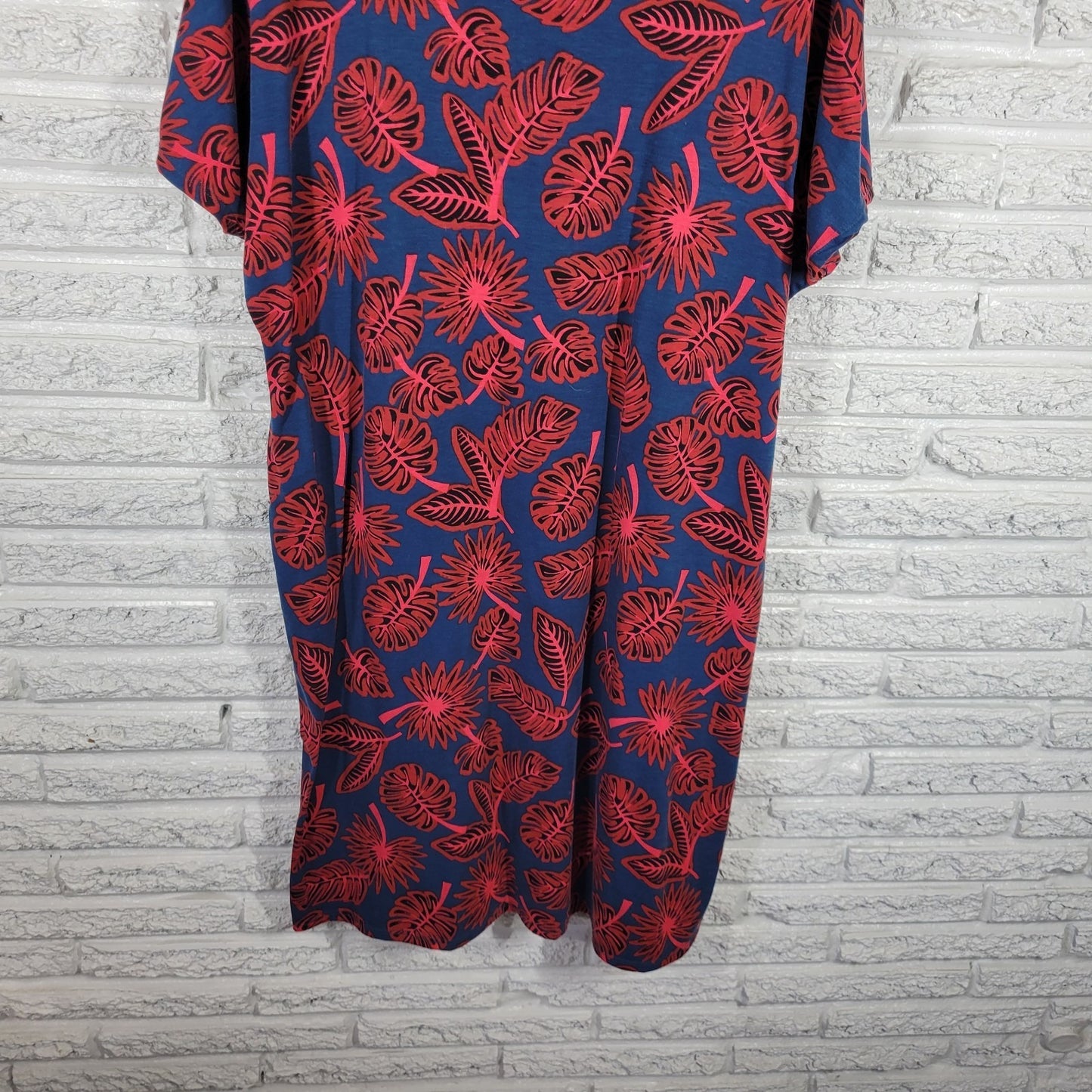 LuLaRoe 3XL Dress Blue Floral Plus Size Knee Length Short Sleeve Stretch Travel