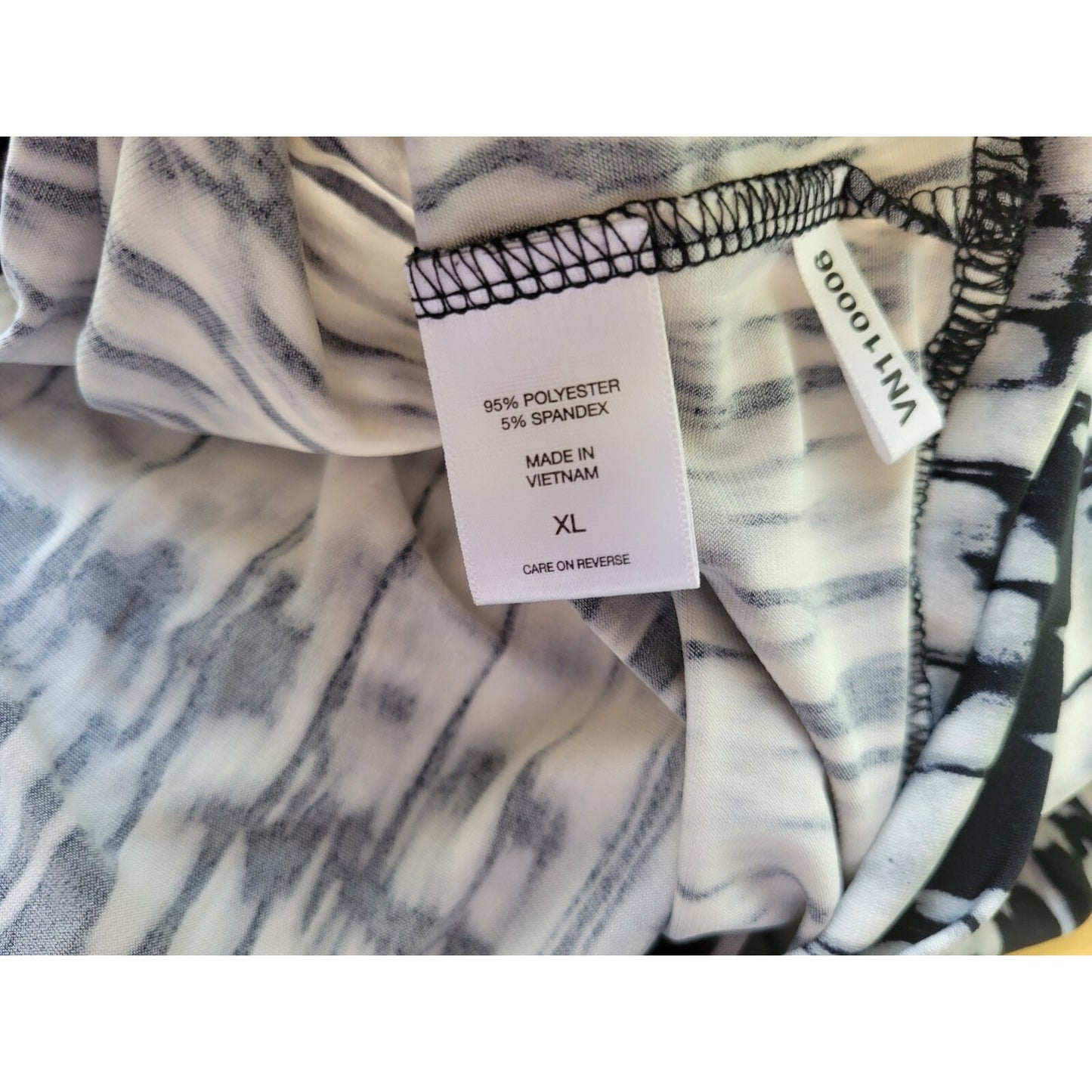 New York & Co Womens Top Extra Large Sleeveless Black Watercolor Draped Neck