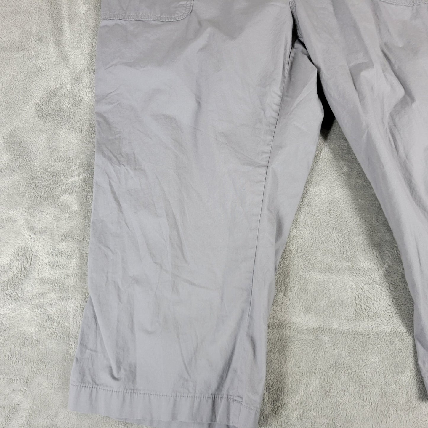 St Johns Bay Womens Pants 1X Plus Cargo Capri Gray Pull On Casual Comfy Pockets