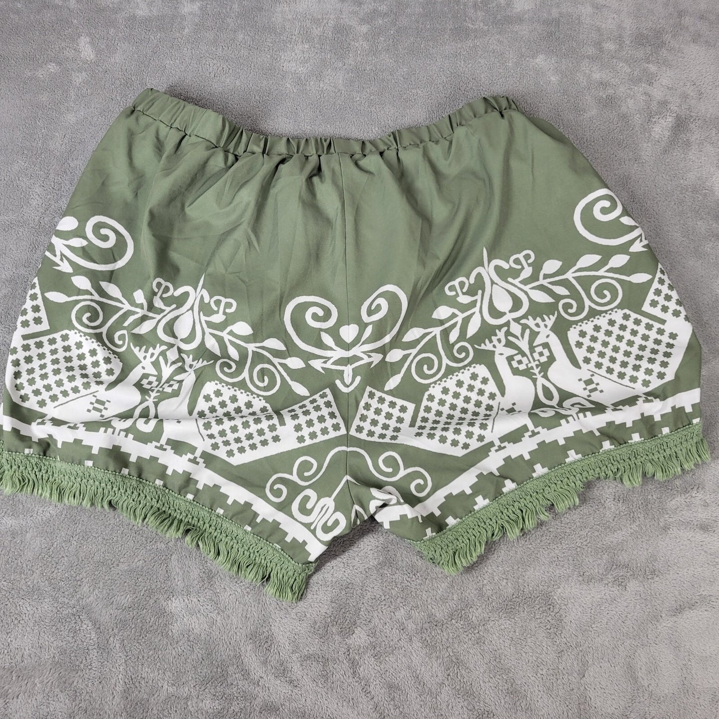 Shein Curve Womens Shorts 3XL Plus Green Bird Mural Geometric Lightweight Fringe