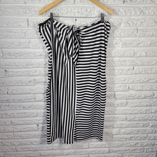 Shein Womens Skirt 4XL Plus Midi Pull On Black Stripe Knotted Waist Lightweight