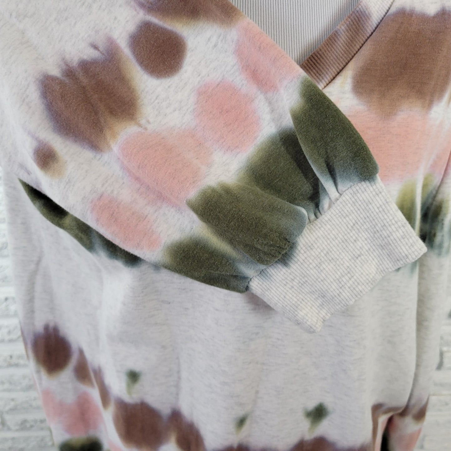 Knox Rose XXL Tie Dye Sweatshirt Green Brown V-Neck Pullover SWE131E