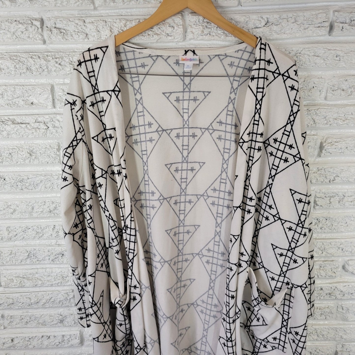 Lularoe Womens Sweater XL Cardigan Open Black Geometric Poly Blend Soft Casual