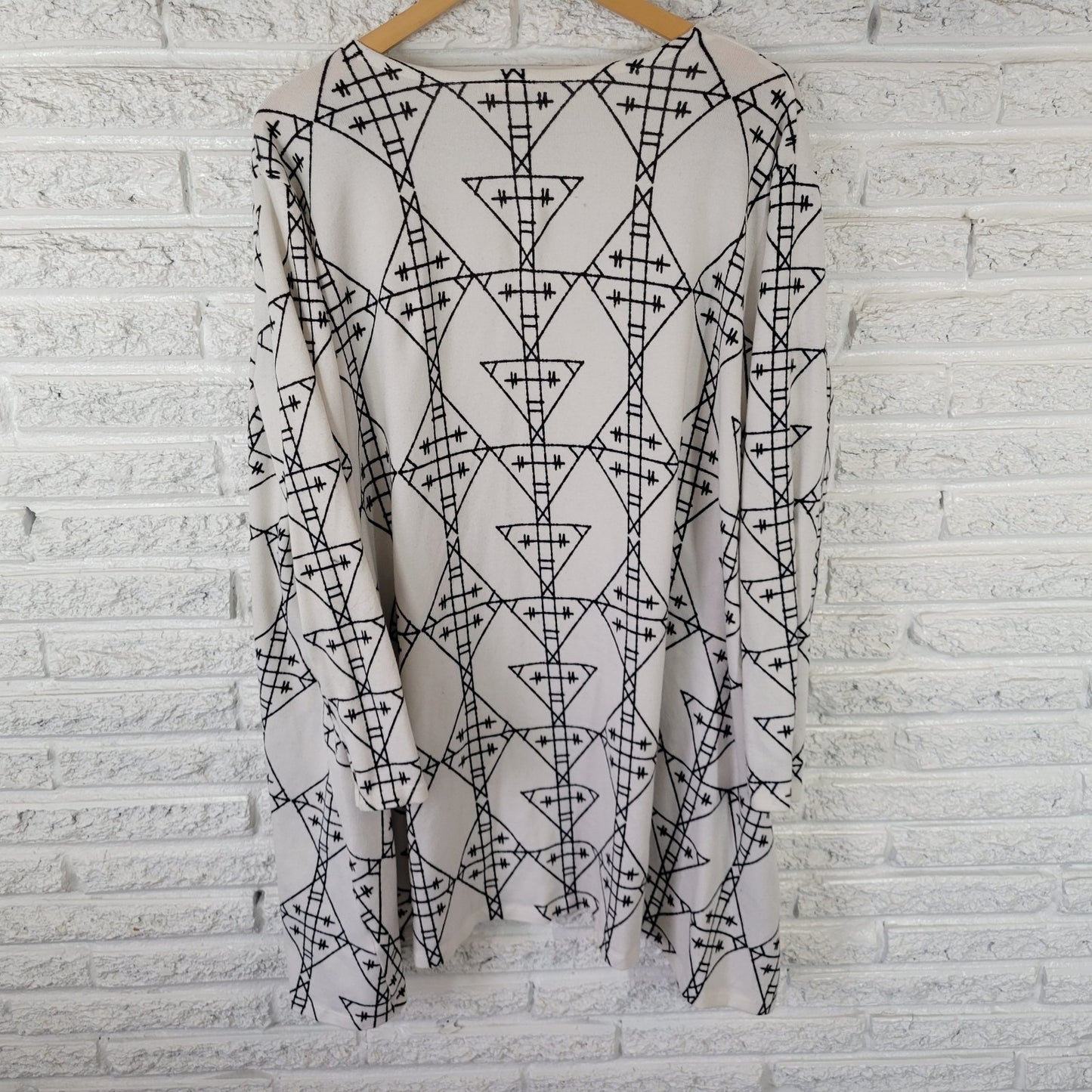 Lularoe Womens Sweater XL Cardigan Open Black Geometric Poly Blend Soft Casual