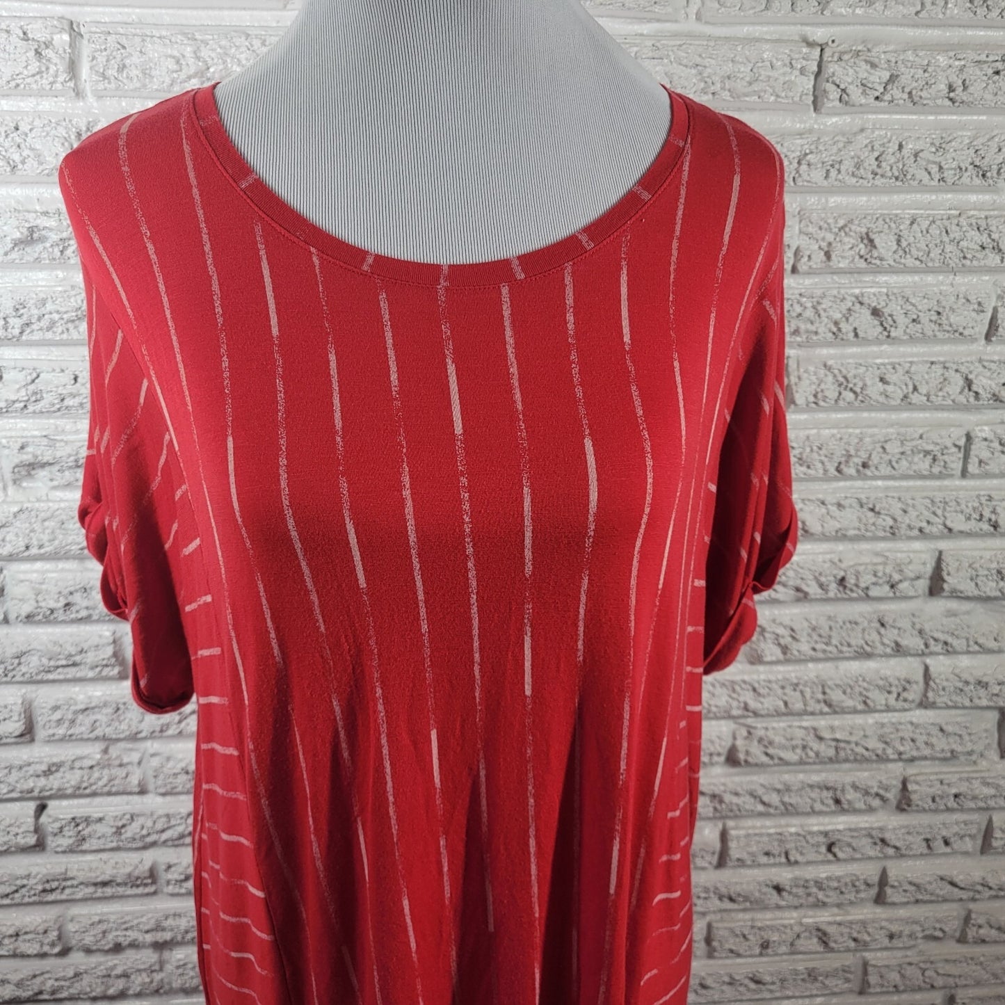 Apt 9 Womens Top Extra Large Tee Short Sleeve Red Stripe Casual Lightweight