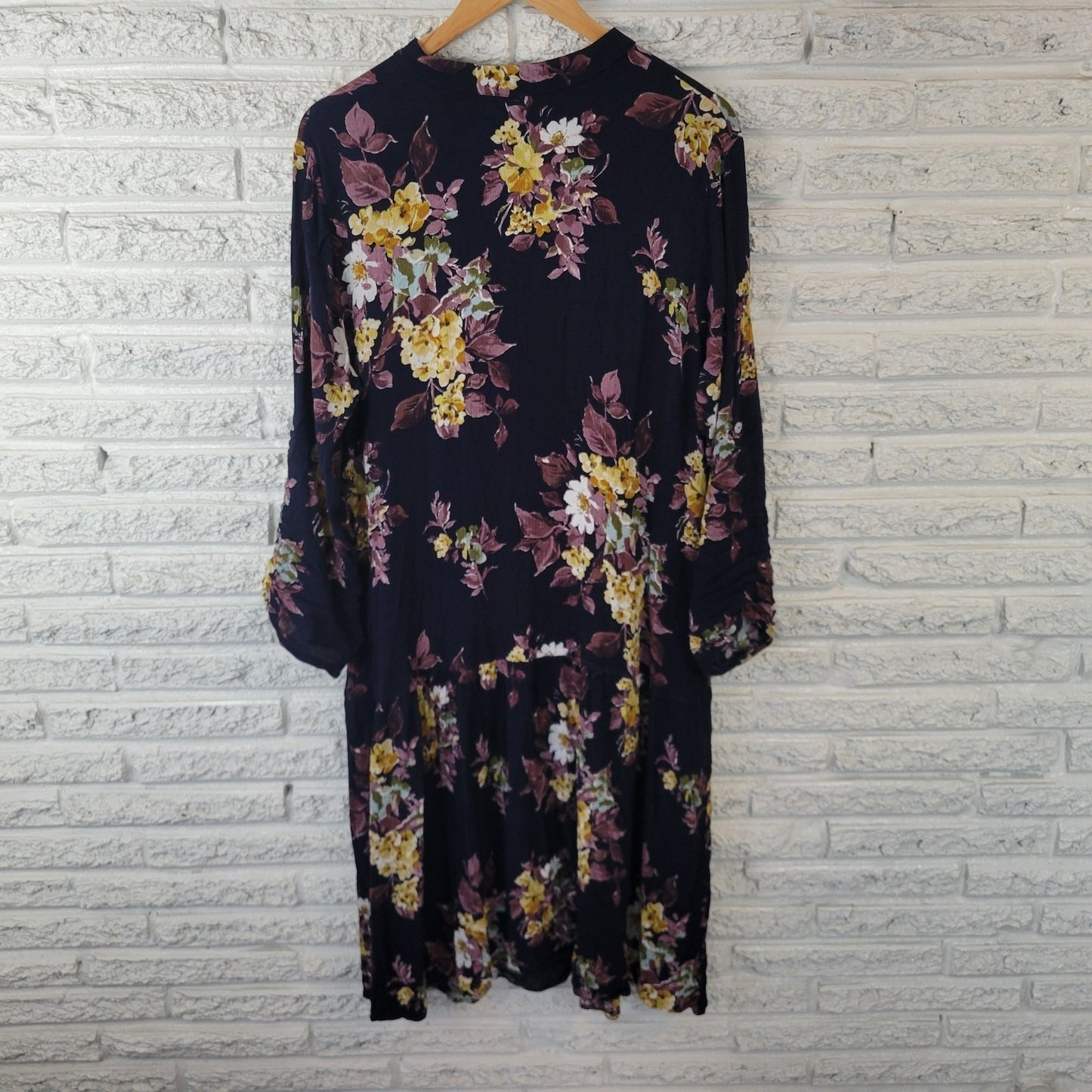 Japparel Women Dress 1X Plus Fit Flare Roll Tab Sleeve Blue Floral Crinkle Crepe