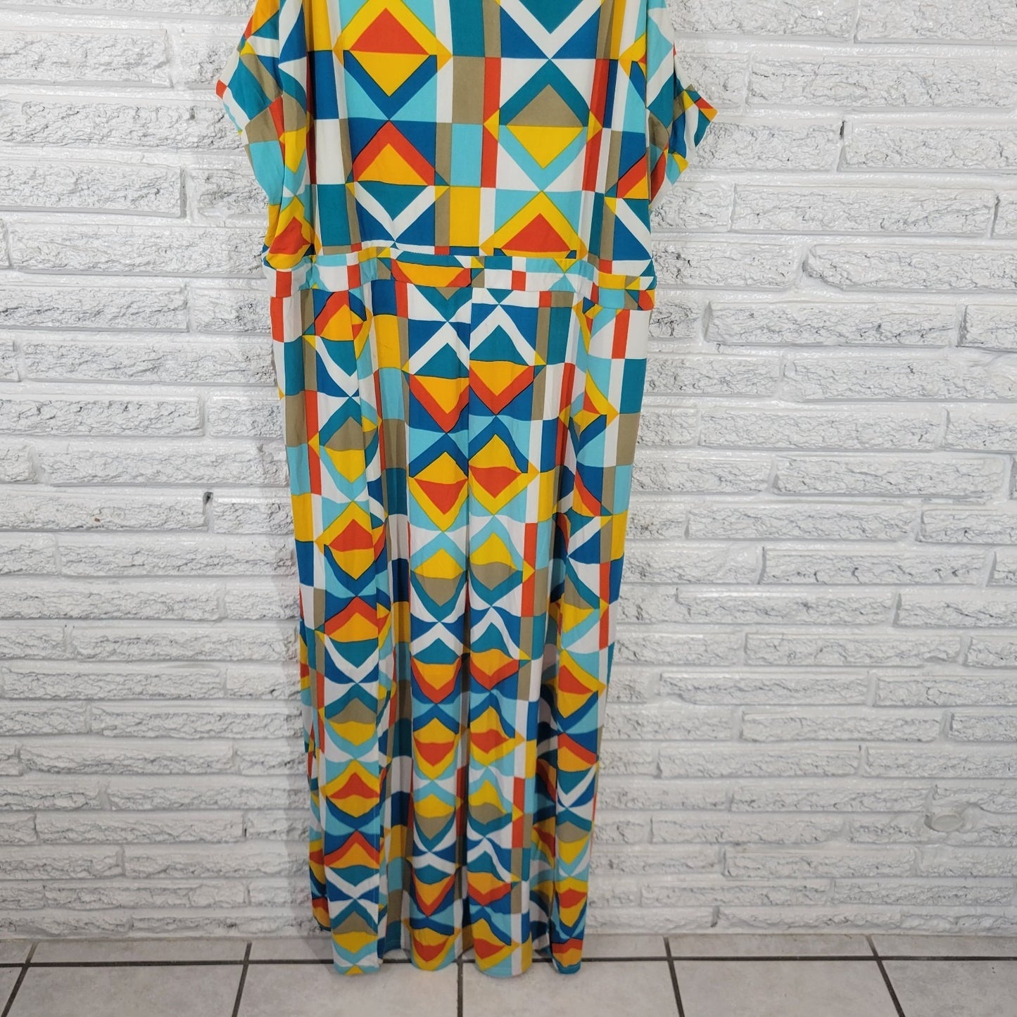 Ashley Stewart Women's 30/32 Plus Blue Yellow Geometric Sleeveless V-Neck Midi