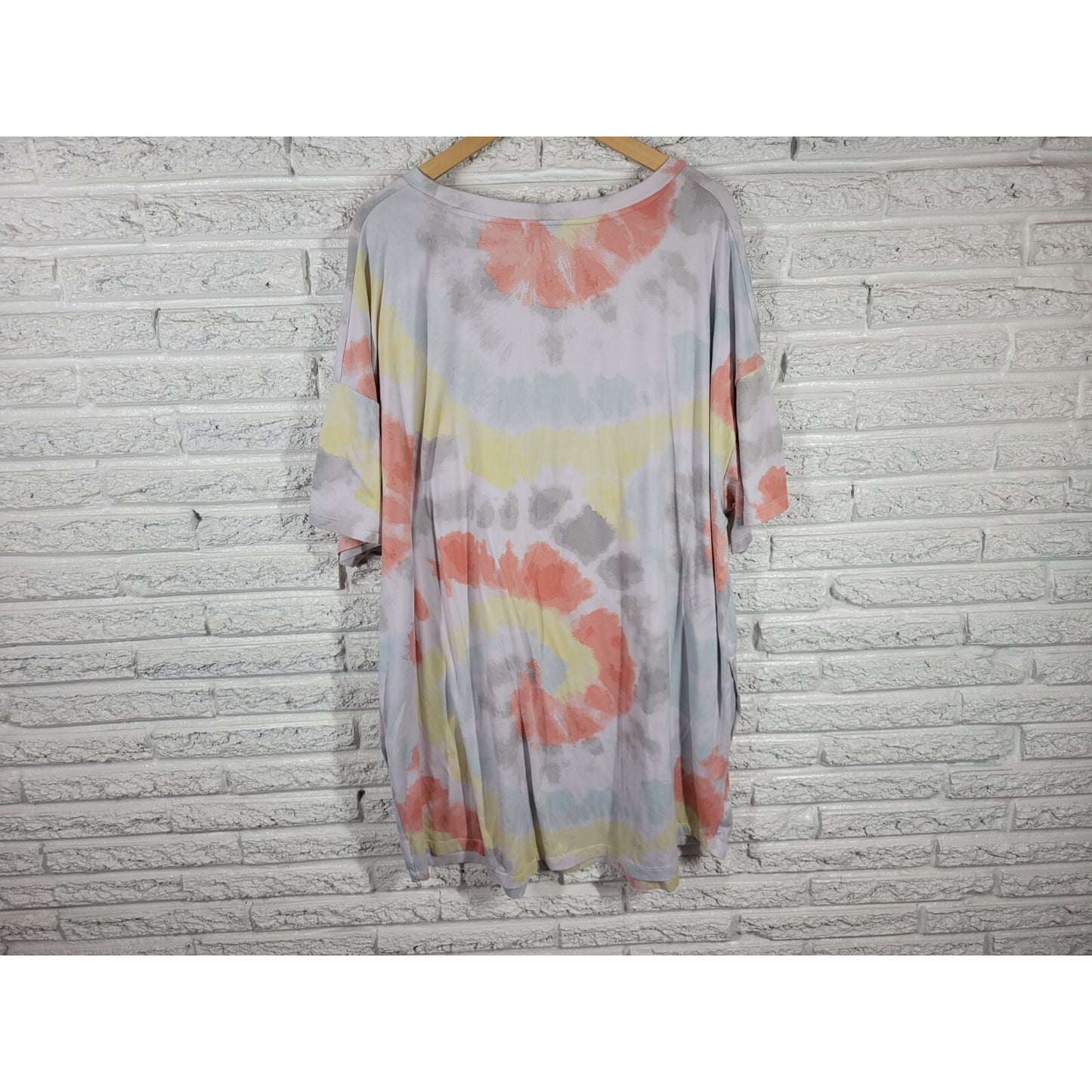 Secret Treasures Womens Pajama Top 2X 3X Plus Gown Be a Nice Human Pink Tie Dye