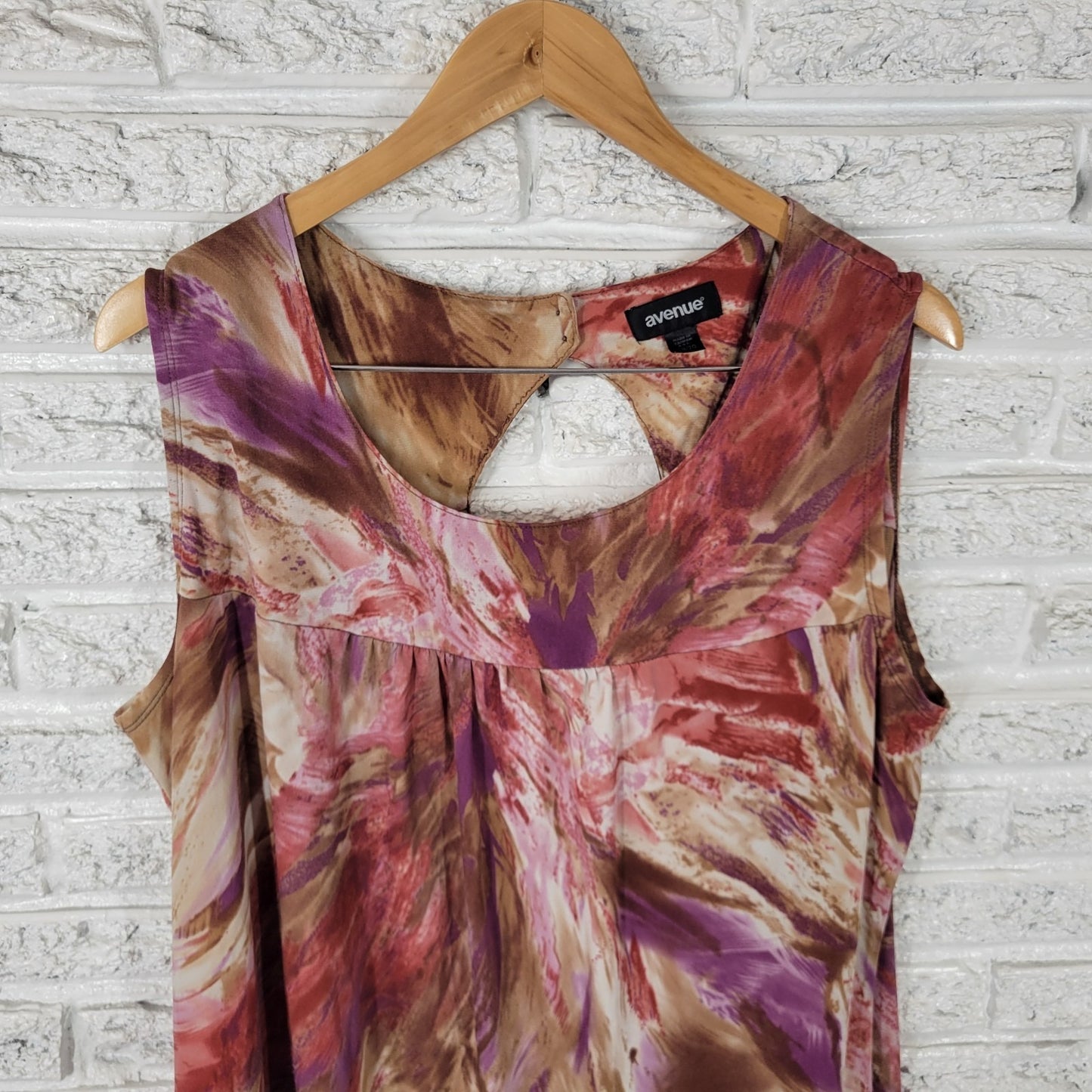 Avenue Women Top 18 20 Plus Tank Purple Brown Watercolor Back Window Lightweight