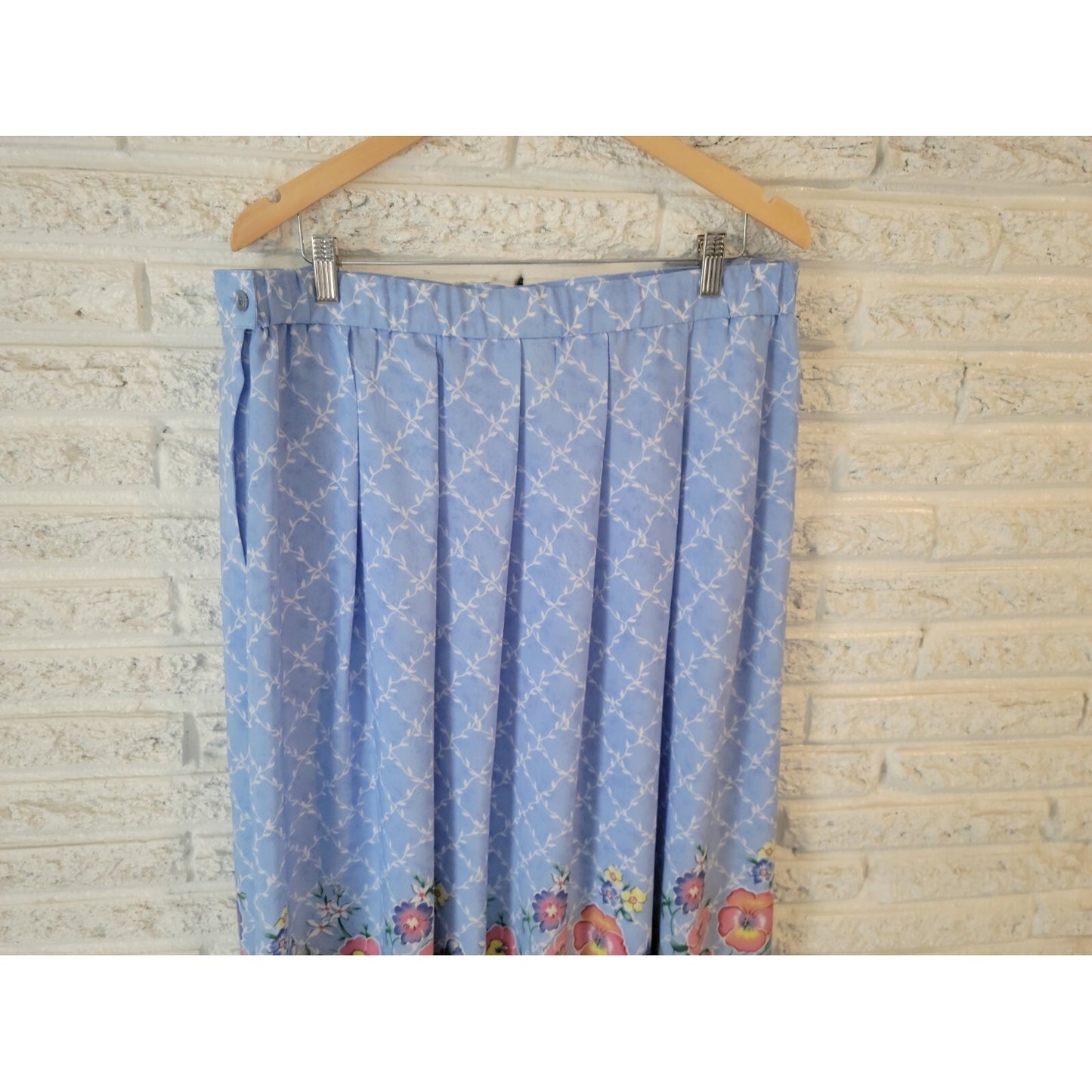 Napa Valley Womens Skirt 22W Plus ALine Polyester Blue Floral Button Pleated