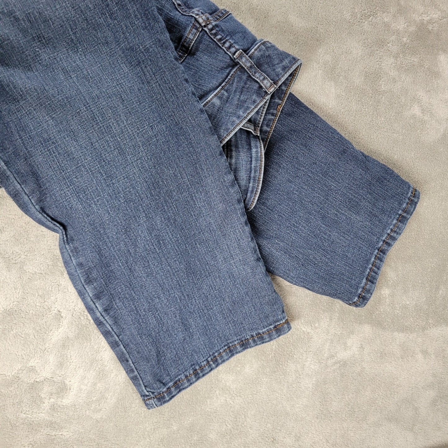 Lee Relaxed Womens Jeans 24WP Petite Plus Mid Rise Medium Blue Denim Zip Fly