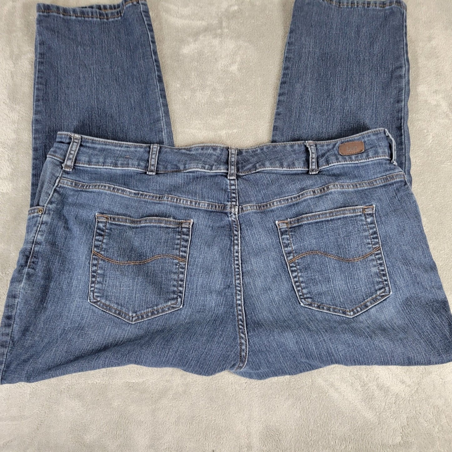 Lee Relaxed Womens Jeans 24WP Petite Plus Mid Rise Medium Blue Denim Zip Fly