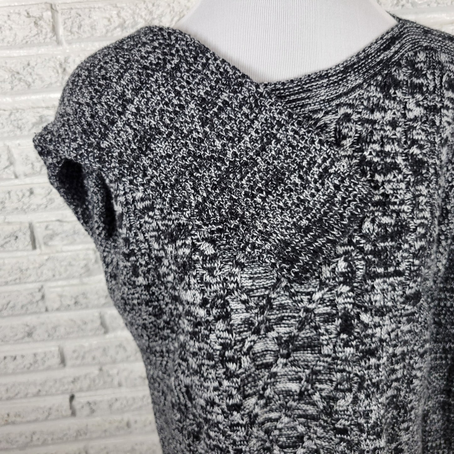 Croft Barrow Womens Sweater Extra Large Black Cable Knit Marled Speckle Acrylic