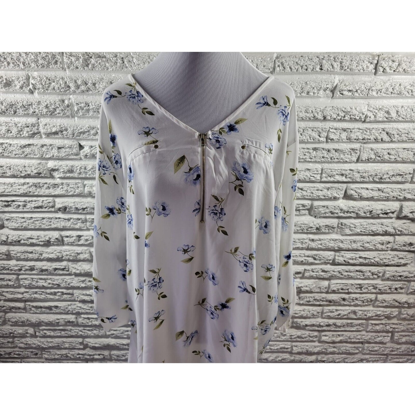 Rue Plus Womens Top 3X Plus Roll Tab Sleeve Quarter Zip Blue Floral Faux Pockets