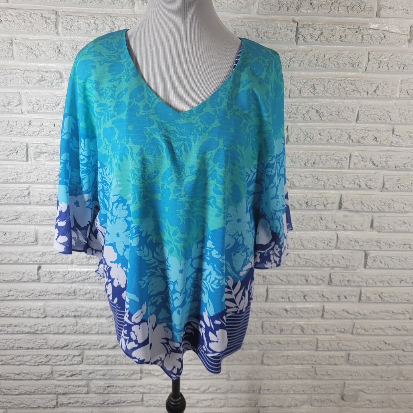 Ruby Rd Women Top XL Kimono Sleeve with Tank Blue Floral Lined Lightweight Comfy