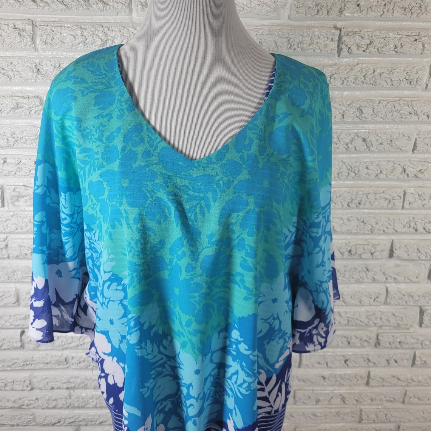 Ruby Rd Women Top XL Kimono Sleeve with Tank Blue Floral Lined Lightweight Comfy