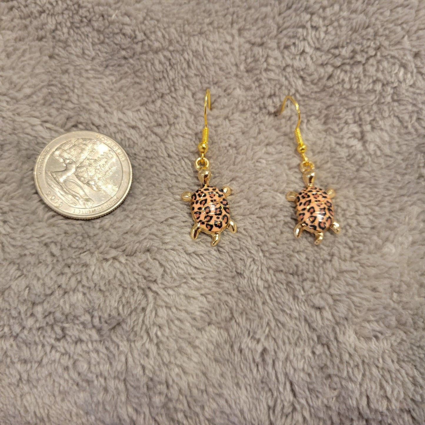 Turtles #3 Womens Earrings One Pair Zinc Alloy Hanging Leopard Print Gold Tone