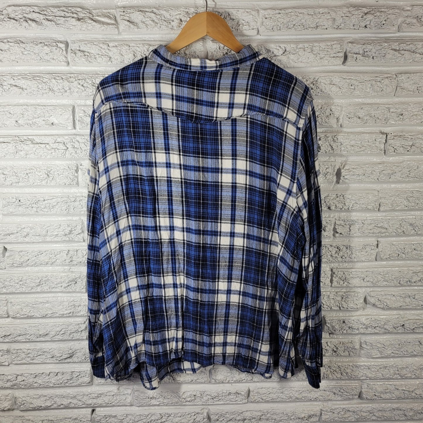 Cato Est 1946 Women Top 26W 28W Plus Long Sleeve Blue Plaid Pockets Rayon