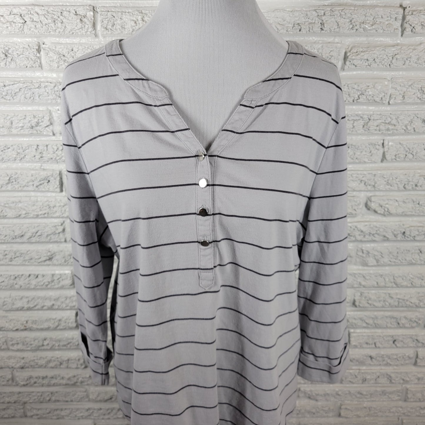 Studio Works Womens Top XL 3/4 Cuff Sleeves Gray Stripe Cotton 1/4 Button Casual