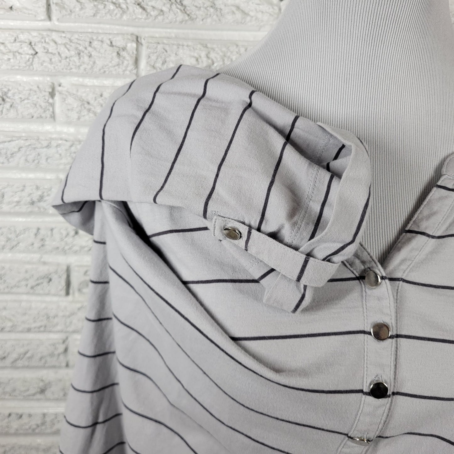 Studio Works Womens Top XL 3/4 Cuff Sleeves Gray Stripe Cotton 1/4 Button Casual