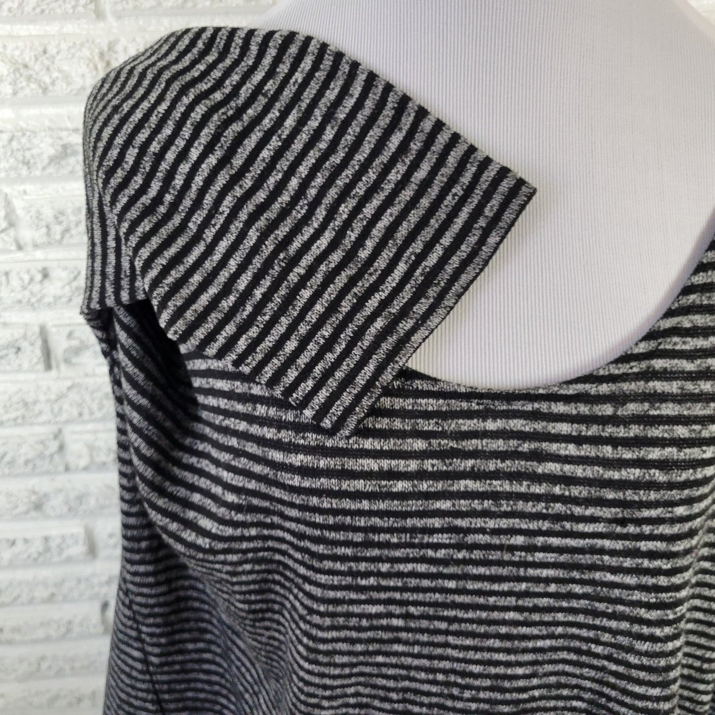 A.N.A. Sweater 2X Plus Black Gray Striped Asymmetric 3/4 Sleeve Stretch Pullover
