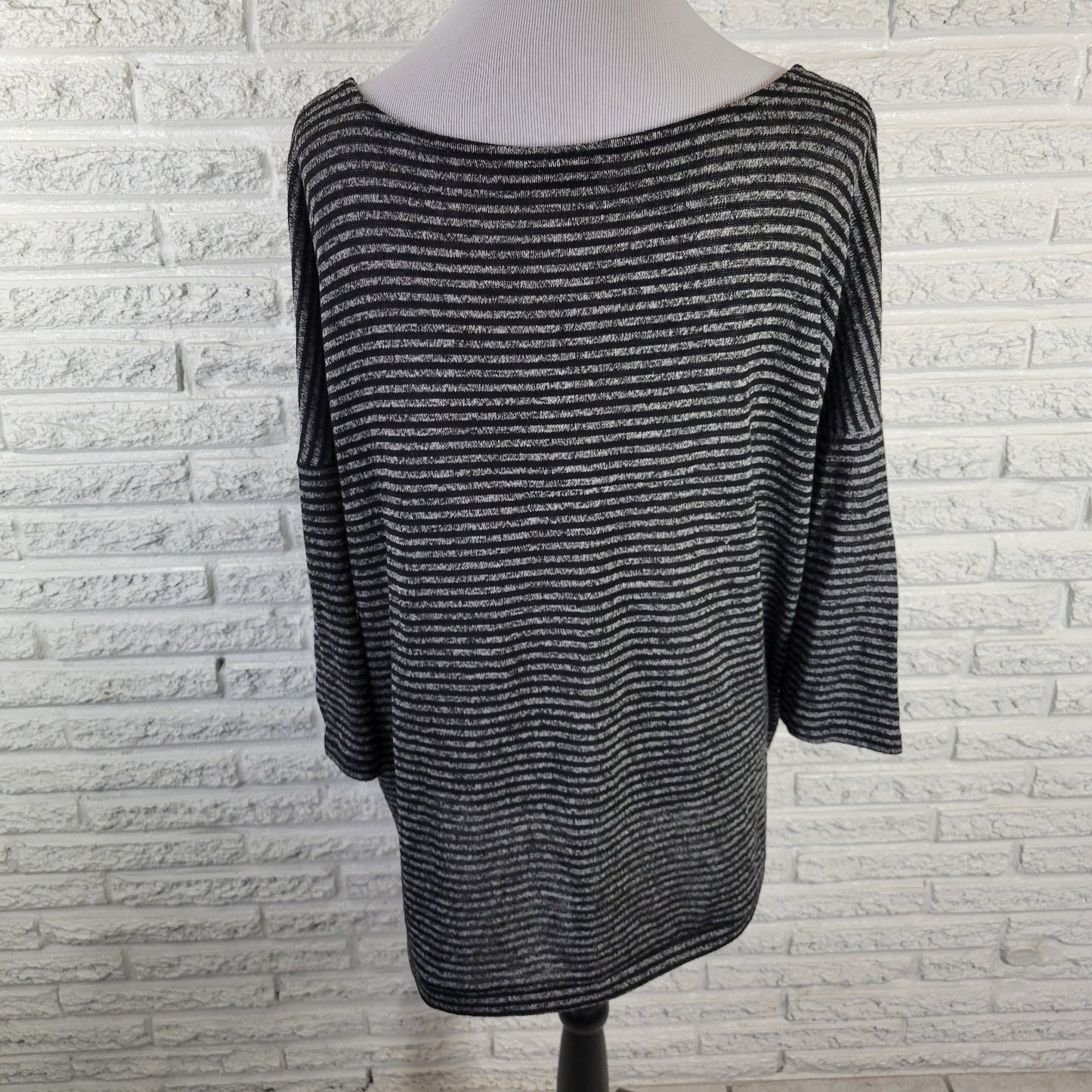 A.N.A. Sweater 2X Plus Black Gray Striped Asymmetric 3/4 Sleeve Stretch Pullover